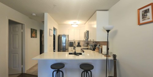 1525 Pendrell Street, Vancouver, BC 