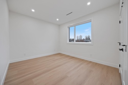 4-6639 Acacia Avenue, Burnaby, BC 