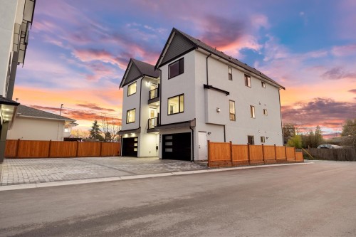 4-6639 Acacia Avenue, Burnaby, BC 