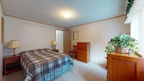 31-5575 Mason Road, Sechelt, BC 