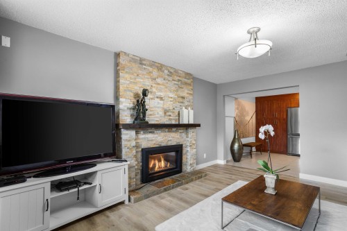 2606 Hawser Avenue, Coquitlam, BC 