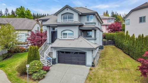 10 Cedarwood Court  Port Moody, BC V3H 4W2