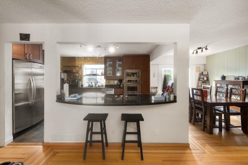 2041 Tompkins Crescent, North Vancouver, BC 