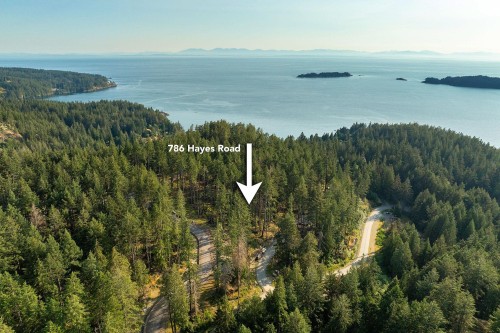 786 Hayes Road, Bowen Island, BC 