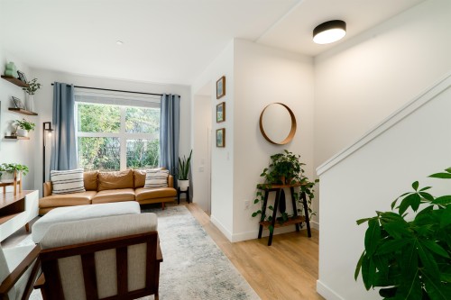 2834 Hope Street, Port Moody, BC 