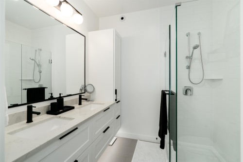 2834 Hope Street, Port Moody, BC 