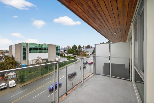 303-1728 Gilmore Avenue, Burnaby, BC 