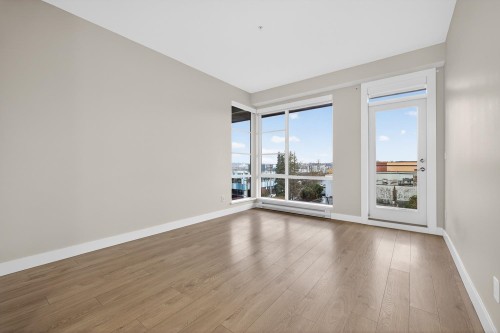 303-1728 Gilmore Avenue, Burnaby, BC 