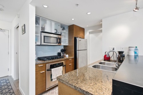 803-980 Cooperage Way, Vancouver, BC 