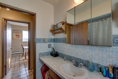 3254 5Th Avenue E, Vancouver, BC 