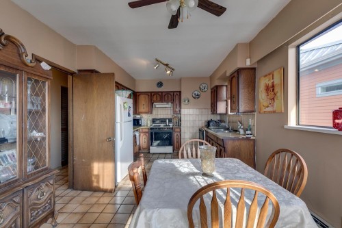 3254 5Th Avenue E, Vancouver, BC 