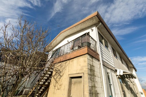 3254 5Th Avenue E, Vancouver, BC 