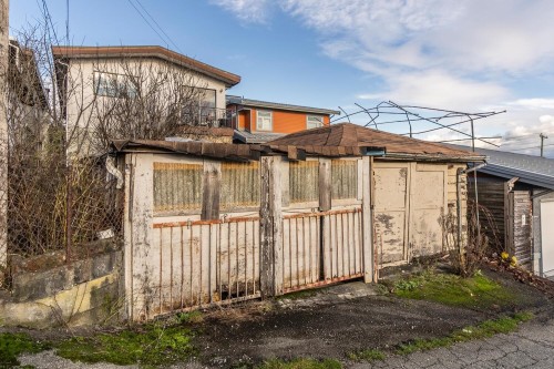 3254 5Th Avenue E, Vancouver, BC 