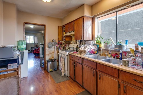 3254 5Th Avenue E, Vancouver, BC 