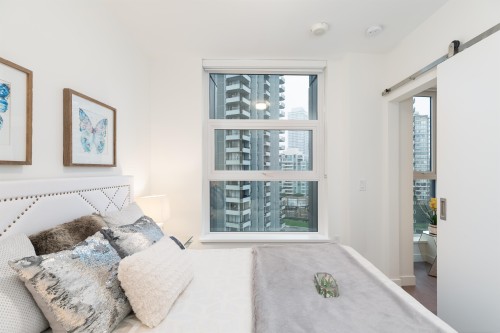 1306-5685 Halley Avenue, Burnaby, BC 