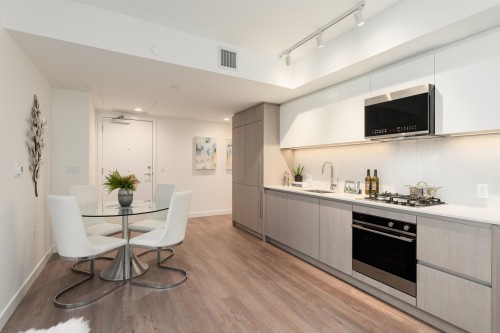 1306-5685 Halley Avenue, Burnaby, BC 