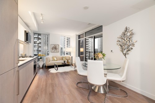 1306-5685 Halley Avenue, Burnaby, BC 