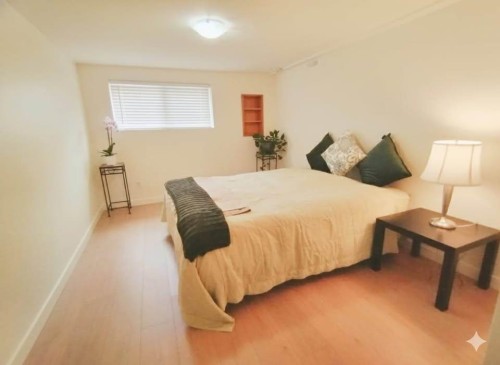 737 Robinson Street, Coquitlam, BC 