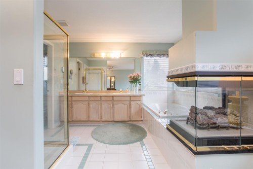 21-22488 116 Avenue, Maple Ridge, BC 