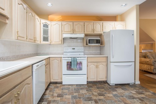 21-22488 116 Avenue, Maple Ridge, BC 