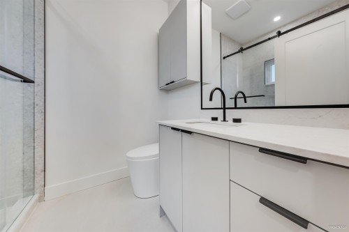 4-4211 Graveley Street, Burnaby, BC 