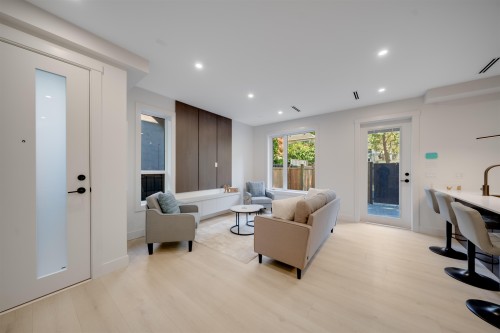 4-3836 8Th Avenue W, Vancouver, BC 