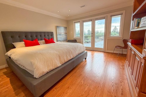 4100 Burkehill Road, West Vancouver, BC 