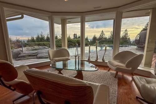 4100 Burkehill Road, West Vancouver, BC 