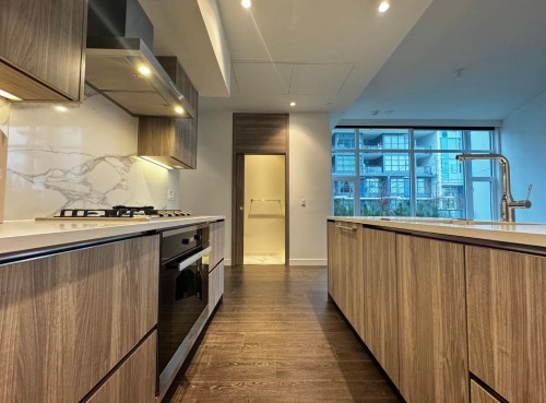 Th2-8555 Capstan Way, Richmond, BC 