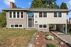814 Plymouth Drive  North Vancouver, BC V7H 2H7