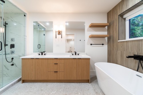 882 English Bluff Road, Delta, BC 