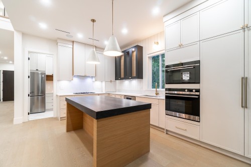 882 English Bluff Road, Delta, BC 