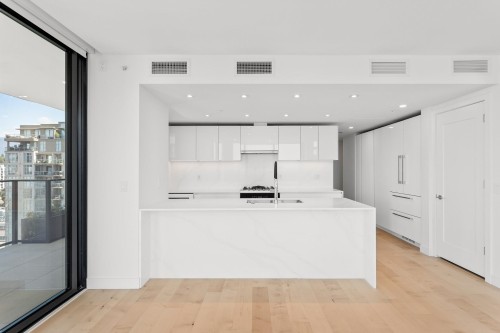 1506-135 13Th Street E, North Vancouver, BC 