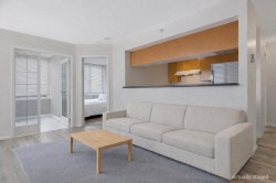 605-822 Homer Street  Vancouver, BC V6B 2W5