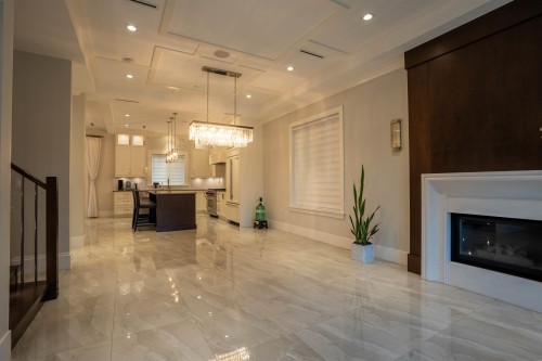 1895 60Th Avenue W, West Vancouver, BC 