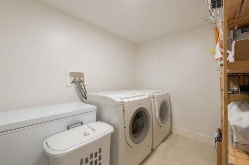 5952 Chancellor Mews, Vancouver, BC 