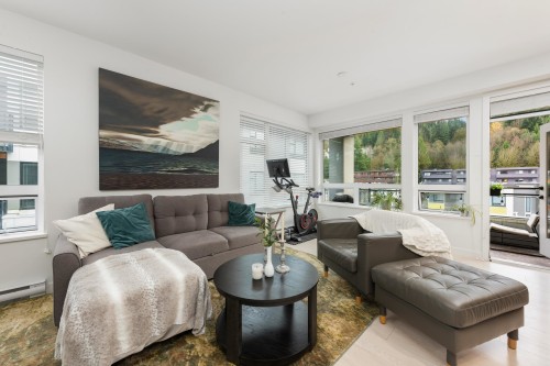 407-3018 St. George Street, Port Moody, BC 