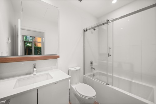 102-200 Nelson'S Crescent, New Westminster, BC 