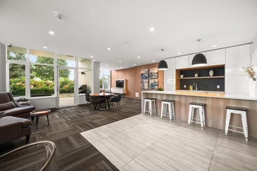 102-200 Nelson'S Crescent, New Westminster, BC 