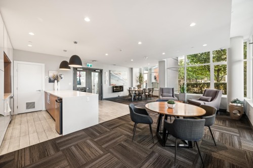 102-200 Nelson'S Crescent, New Westminster, BC 