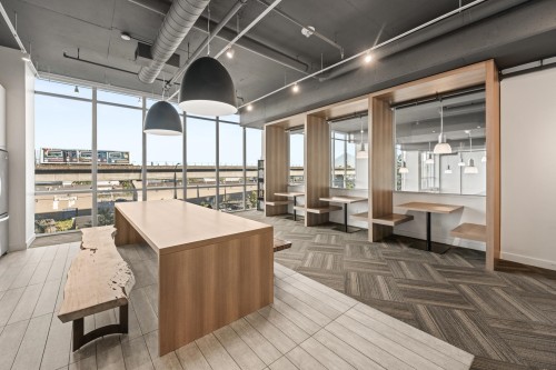 102-200 Nelson'S Crescent, New Westminster, BC 