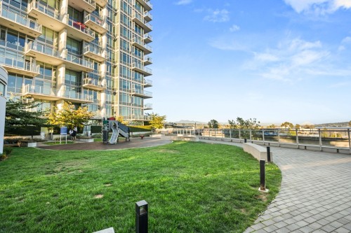 102-200 Nelson'S Crescent, New Westminster, BC 