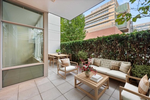 102-200 Nelson'S Crescent, New Westminster, BC 