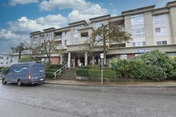 206-22230 North Avenue  Maple Ridge, BC V2X 2L5