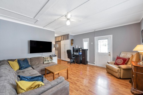 21089 Dewdney Trunk Road, Maple Ridge, BC 