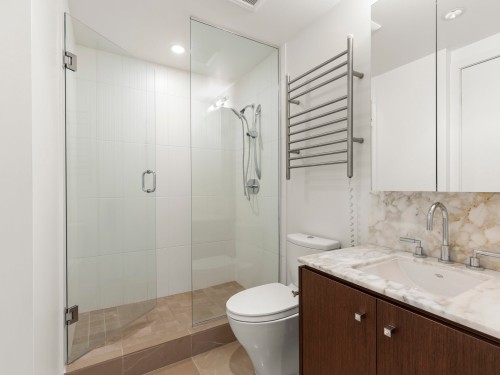 305-5955 Balsam Street, Vancouver, BC 