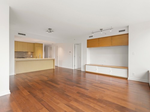 305-5955 Balsam Street, Vancouver, BC 