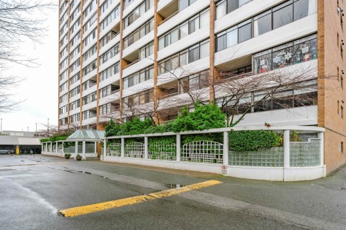 1010-6611 Minoru Boulevard, Richmond, BC 