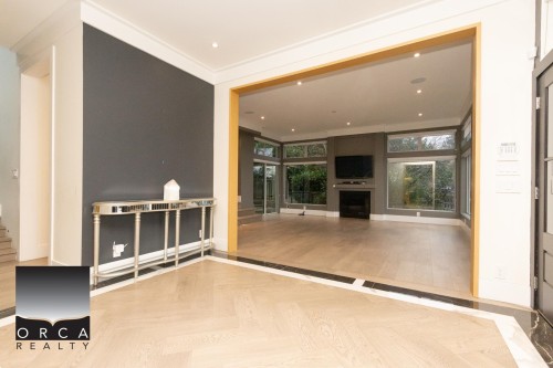 2565 Westhill Way, West Vancouver, BC 