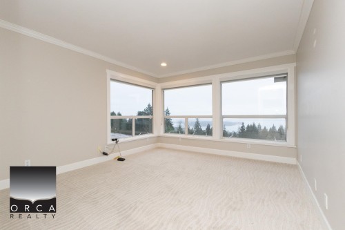 2565 Westhill Way, West Vancouver, BC 